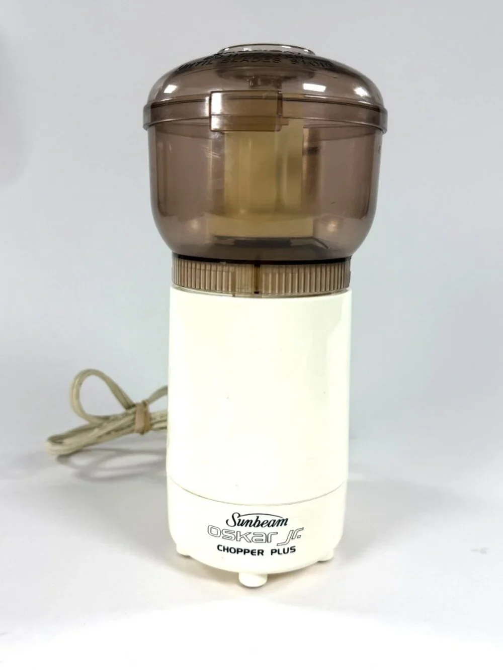 Sunbeam Oskar Jr. Chopper Plus Model 14131 Compact Food Processor 1.5-Cup